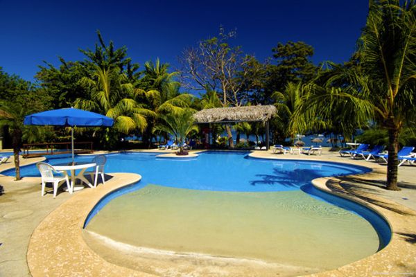 Ocotal Beach Resort (Florida)